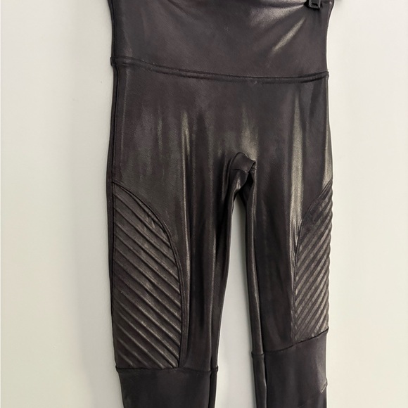 Spanx Black Faux Leather Moto Leggings Size S - Picture 5 of 10